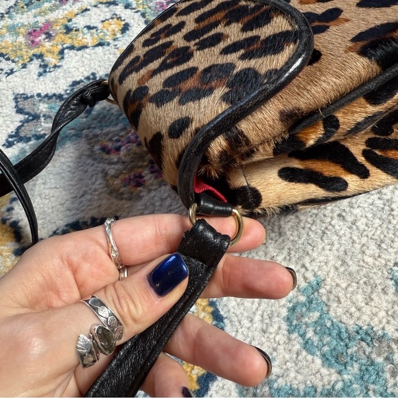 Vintage 90s Jill Stuart Leopard Print Fur Crossbody Bag - Picture 9 of 14